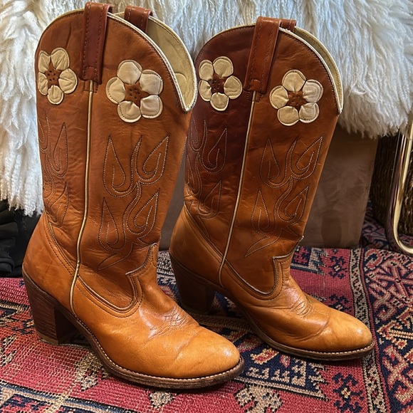 Vintage 70s RARE Acme floral and leaf Heeled Western mid calf boot sz 8.5 - Picture 2 of 16